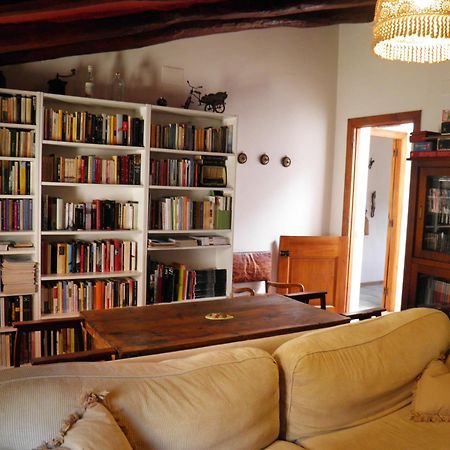 Гостевой дом Casa Miret Vallvert de Queralt Экстерьер фото