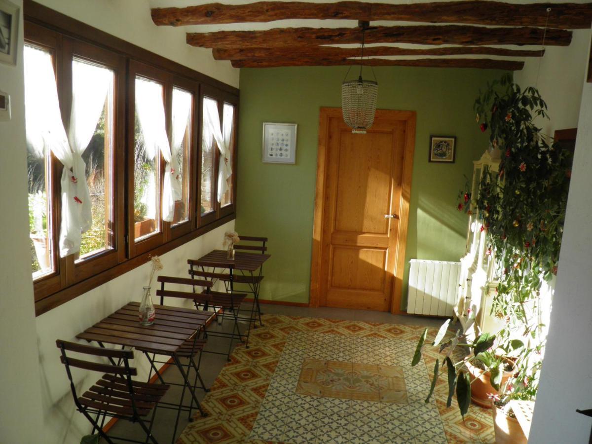 Гостевой дом Casa Miret Vallvert de Queralt Экстерьер фото