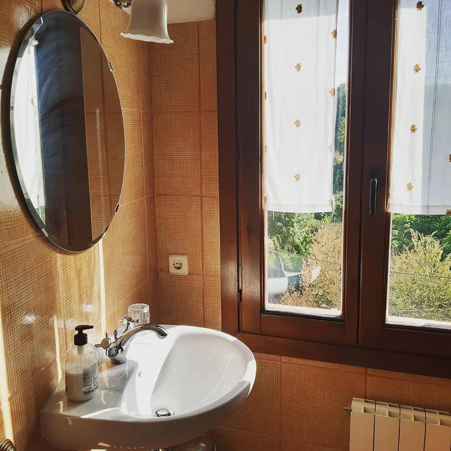 Гостевой дом Casa Miret Vallvert de Queralt Экстерьер фото